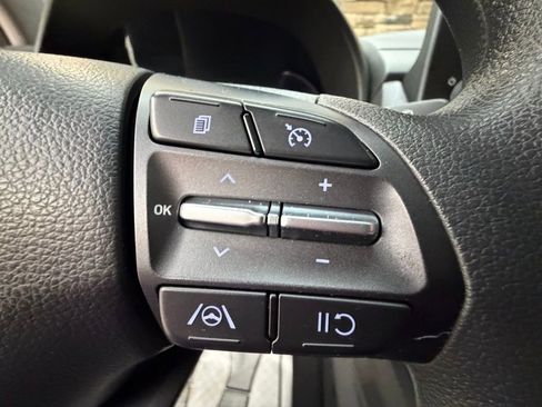 Used 2023 Hyundai Kona SEL image 23