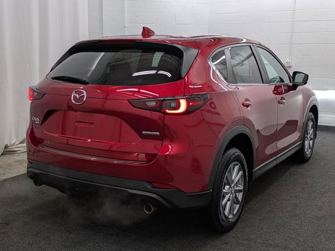 Used 2022 MAZDA CX-5 AWD 2.5 S w/ Preferred Package image 2