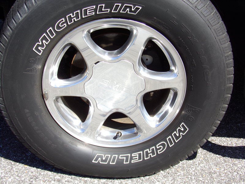 Used 2004 GMC Sierra 1500 Denali AWD/4WD image 11