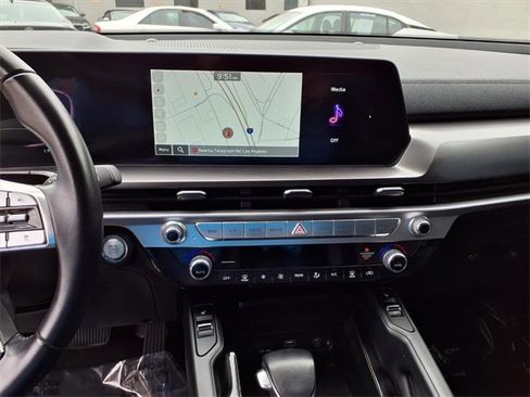 Used 2023 Kia Telluride S image 19