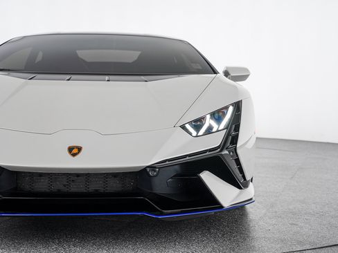Used 2023 Lamborghini Huracan Tecnica RWD image 46