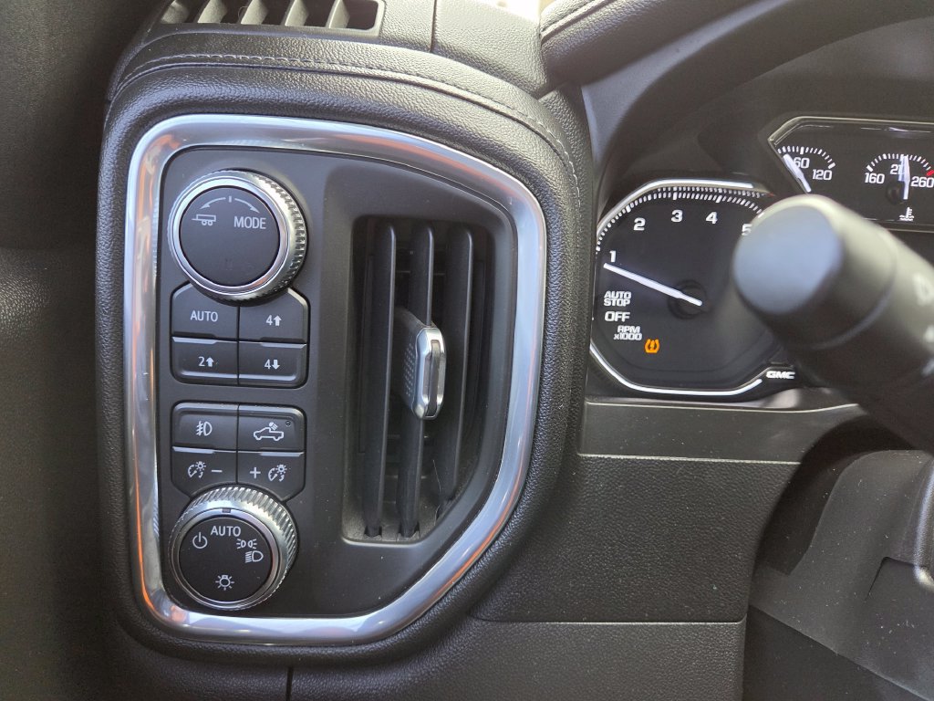 Used 2021 GMC Sierra 1500 Elevation w/ X31 Off-Road Package AWD/4WD image 16