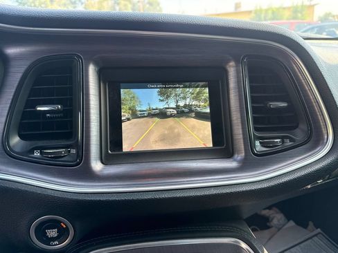 Used 2018 Dodge Challenger R/T RWD image 13