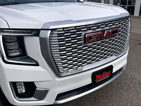 Used 2023 GMC Yukon XL Denali image 28