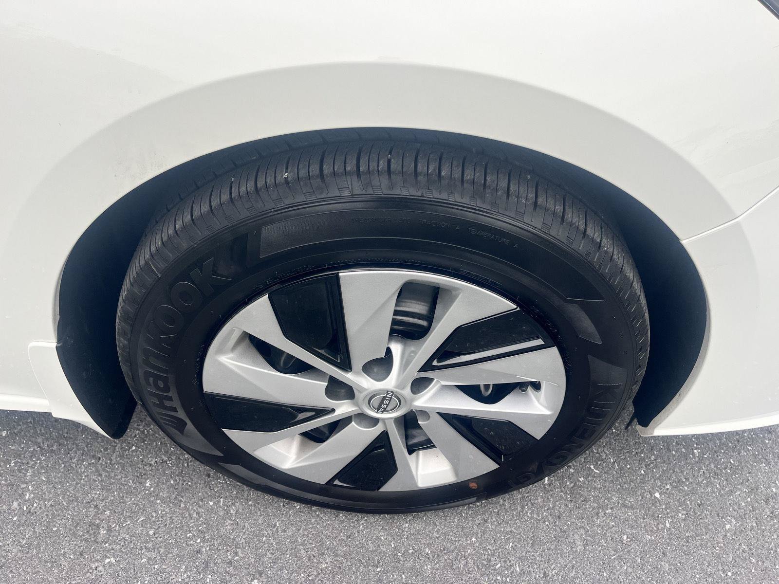 Certified 2025 Nissan Altima 2.5 S FWD image 11