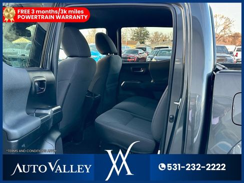 Used 2019 Toyota Tacoma TRD Sport w/ Technology Package image 21