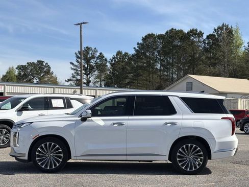 Used 2024 Hyundai Palisade Calligraphy image 14