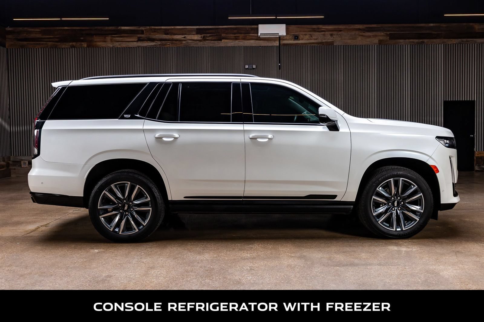 Used 2022 Cadillac Escalade Sport Platinum AWD/4WD image 10