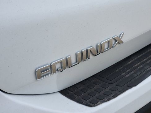 Used 2024 Chevrolet Equinox LT image 14