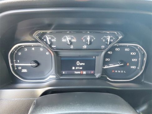 Used 2022 GMC Sierra 2500 AT4 image 16