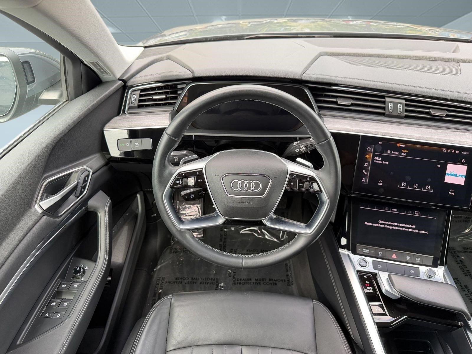 Used 2024 Audi Q8 e-tron Premium Plus AWD/4WD image 29