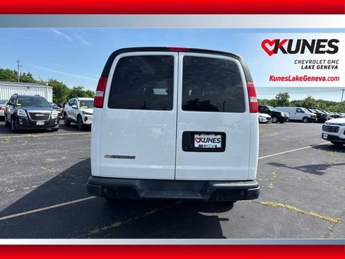 Used 2023 Chevrolet Express 3500 LS RWD image 7