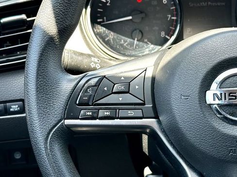 Used 2022 Nissan Rogue Sport S FWD image 21