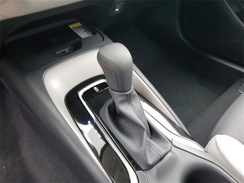 Used 2026 Toyota Corolla LE image 19