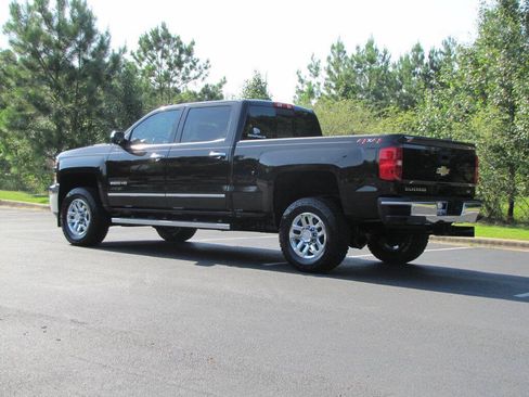 Used 2019 Chevrolet Silverado 2500 LTZ w/ Duramax Plus Package AWD/4WD image 7