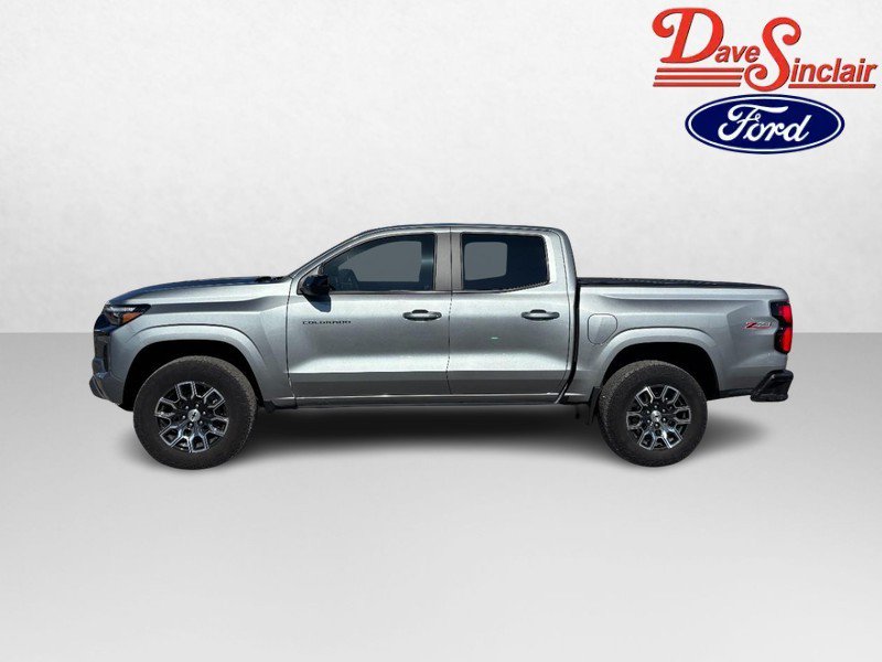 Used 2024 Chevrolet Colorado Z71 w/ Z71 Convenience Package 2 AWD/4WD image 10