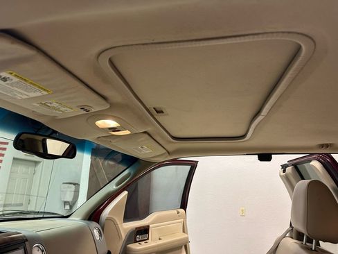 Used 2004 Ford F150 Lariat image 20