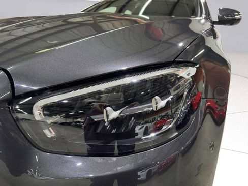 Used 2023 Mercedes-Benz E 350 4MATIC Sedan image 9