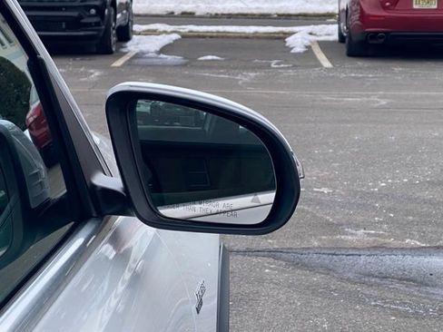 Used 2021 Mercedes-Benz GLB 35 AMG 4MATIC image 16