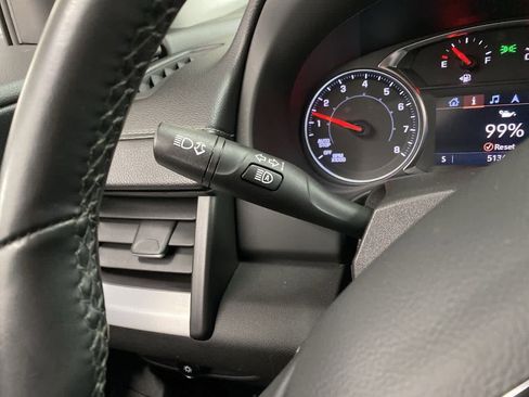 Used 2024 GMC Terrain SLT image 23