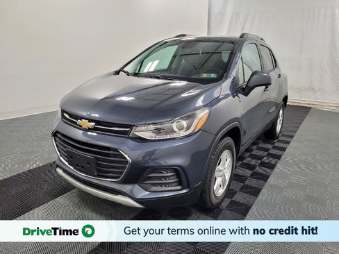 Used 2022 Chevrolet Trax LT w/ Driver Confidence Package AWD/4WD image 1