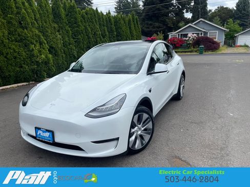 Used 2023 Tesla Model Y Long Range AWD/4WD image 2