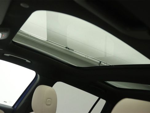 New 2026 Mercedes-Benz GLB 250 image 14