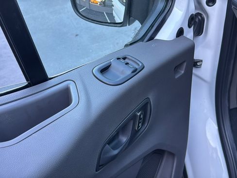 New 2026 Ford Transit 250 148 Medium Roof image 12