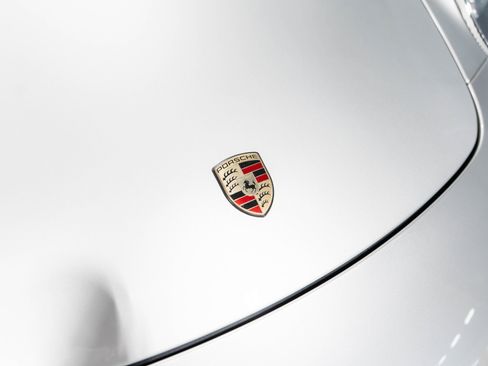 Used 2009 Porsche 911 Carrera RWD image 26
