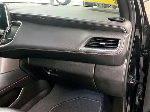 Used 2023 Chevrolet Tahoe RST image 13