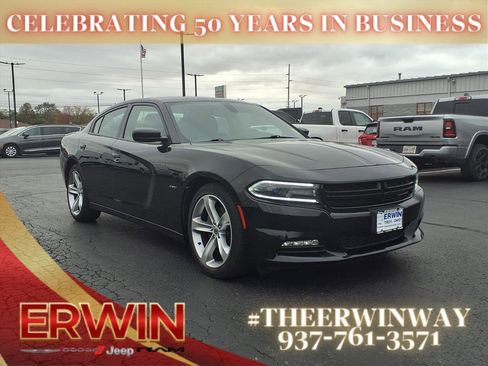 Certified 2017 Dodge Charger R/T image 1
