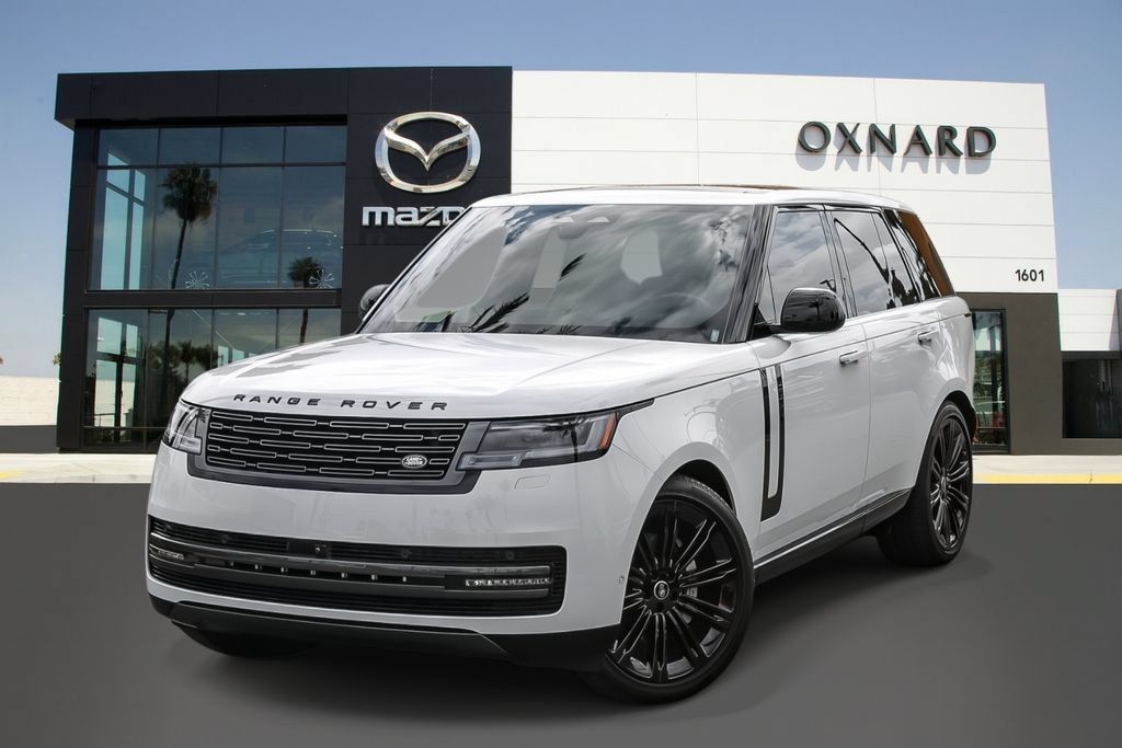 Used 2025 Land Rover Range Rover SE AWD/4WD image 1