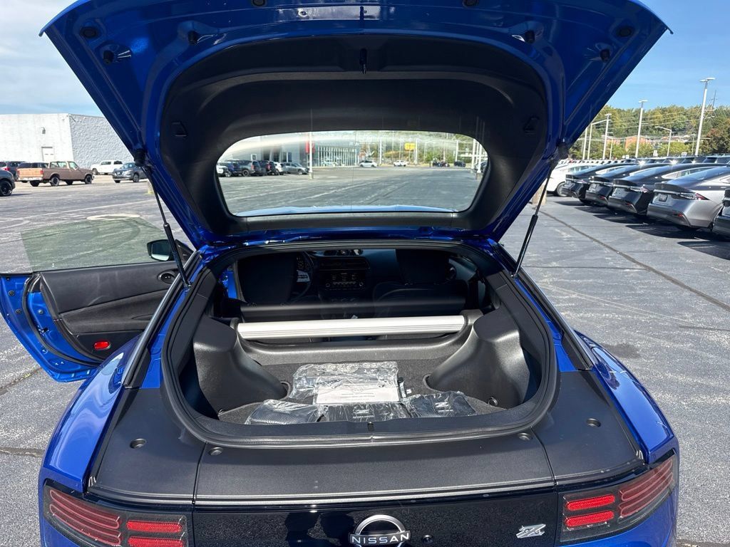 New 2027 Nissan Z Sport w/ Essentials Package (Sport) RWD image 13