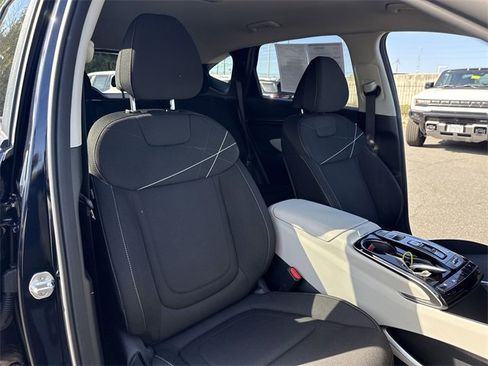 Used 2022 Hyundai Tucson Blue image 27