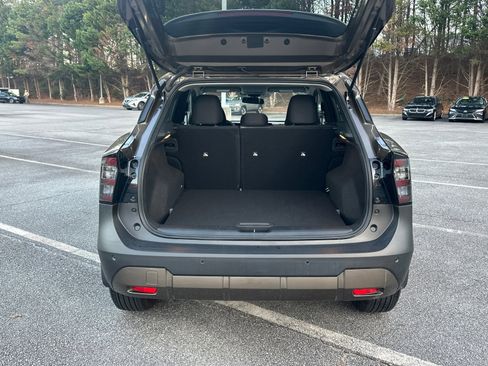 Certified 2025 Nissan Kicks SV image 18