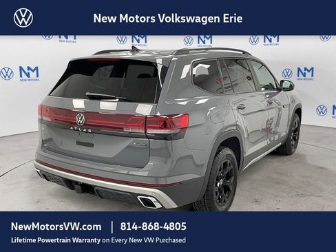 New 2026 Volkswagen Atlas Peak Edition AWD/4WD image 5