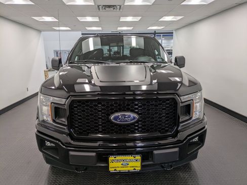 Used 2018 Ford F150 XLT w/ Equipment Group 302A Luxury image 2