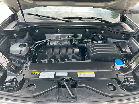 Used 2024 Volkswagen Atlas Cross Sport SEL Premium R-Line AWD/4WD image 10