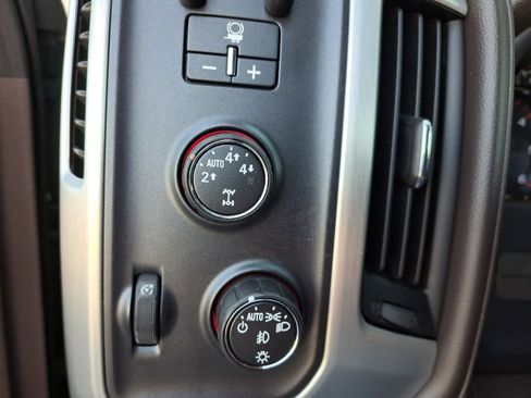 Used 2016 GMC Sierra 1500 SLT w/ SLT Premium Package AWD/4WD image 33