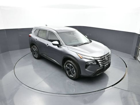 Used 2026 Nissan Rogue SV AWD/4WD image 41