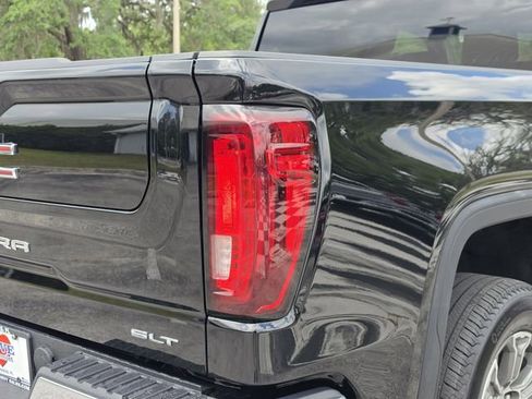 Used 2026 GMC Sierra 1500 SLT RWD image 10