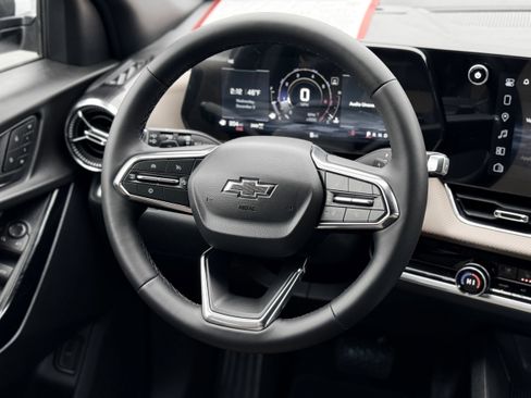 New 2026 Chevrolet Equinox ACTIV w/ Convenience Package III image 14