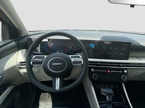 Used 2026 Hyundai Tucson SEL FWD image 22