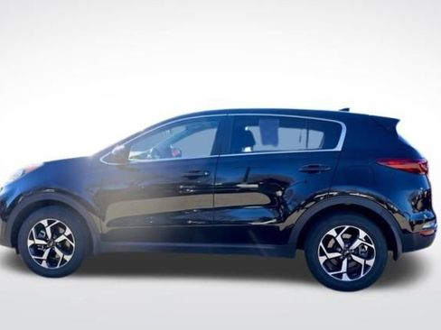 Used 2022 Kia Sportage LX image 8