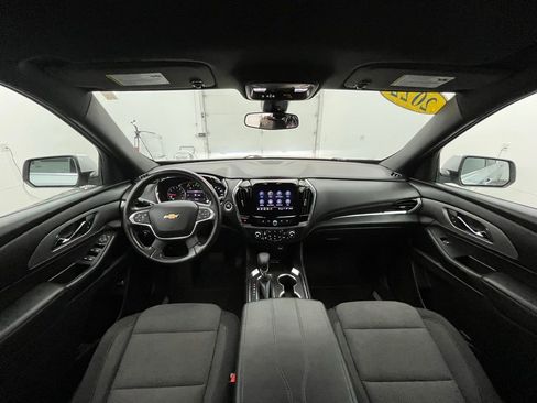 Used 2022 Chevrolet Traverse LT w/ LPO, Floor Liner Package image 2