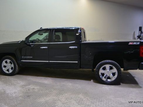 Used 2017 Chevrolet Silverado 1500 LTZ Z71 w/ LTZ Plus Package image 29