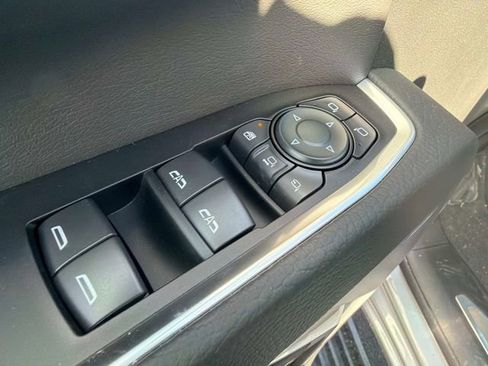 New 2026 GMC Sierra 2500 Denali w/ Denali Reserve Package image 18