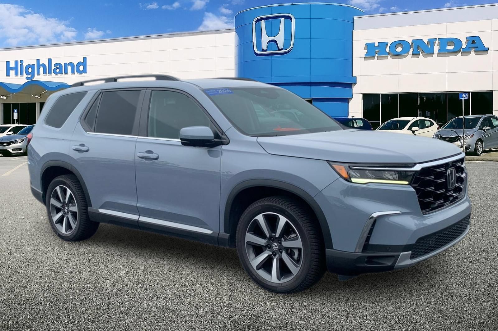 Used 2025 Honda Pilot Elite image 7