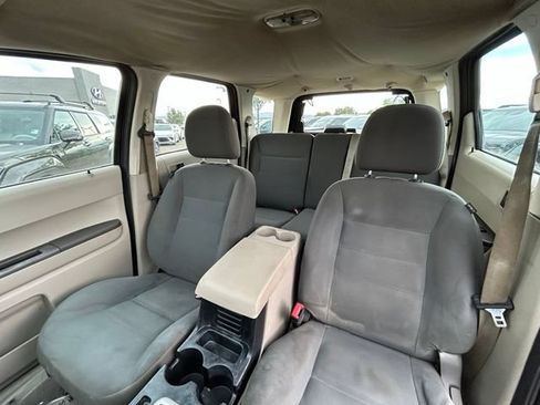 Used 2008 Ford Escape XLS FWD image 29