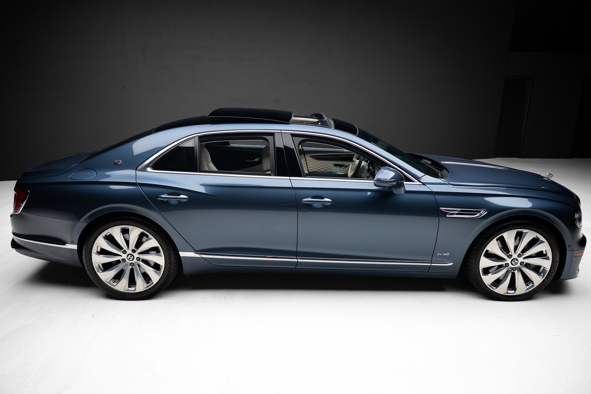 Used 2020 Bentley Flying Spur W12 AWD/4WD image 34